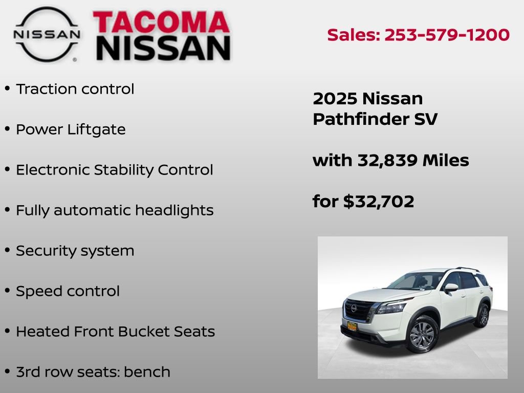 Used 2025 Nissan Pathfinder SV AWD/4WD image 12
