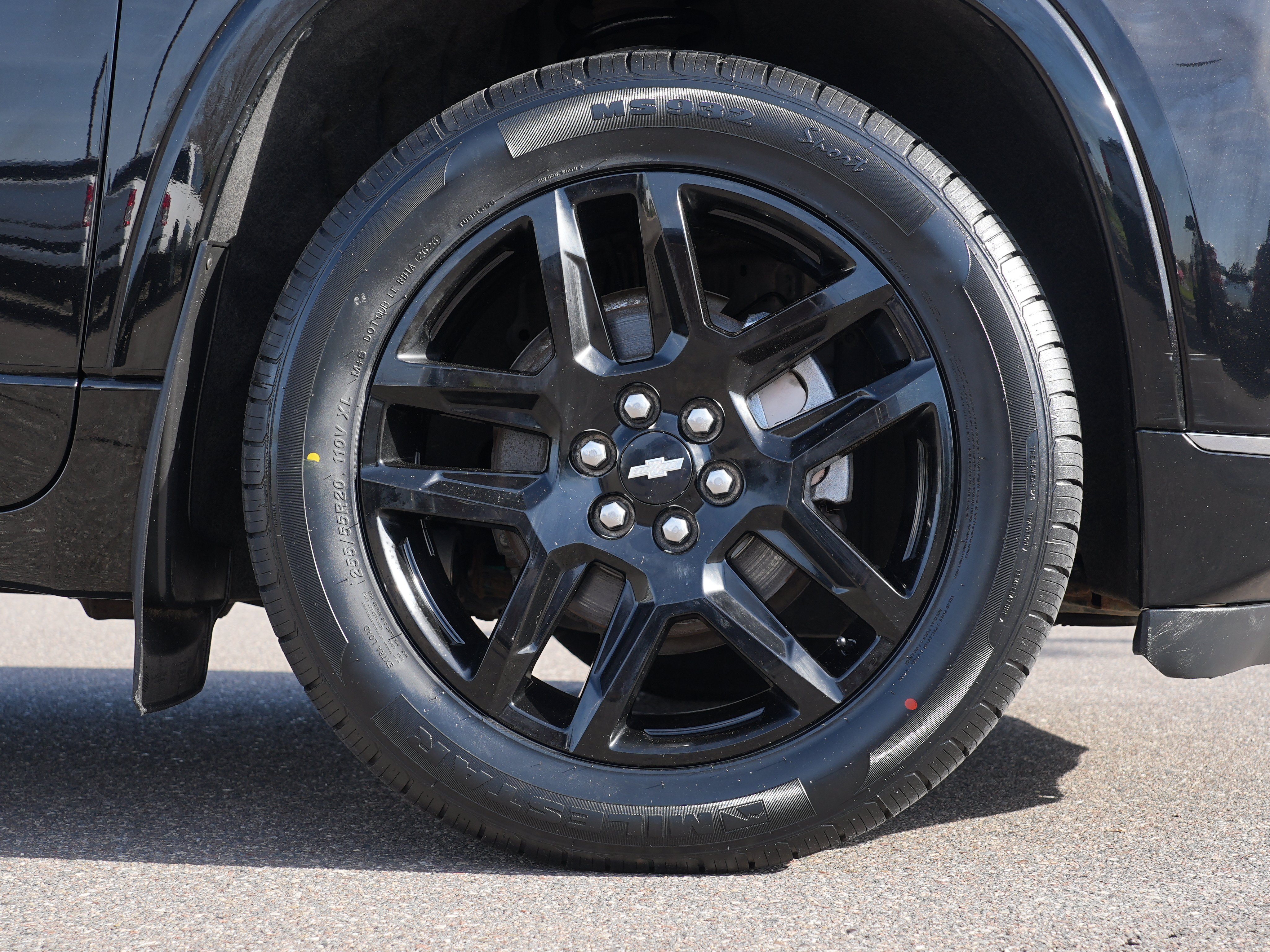 Used 2019 Chevrolet Traverse High Country AWD/4WD image 11