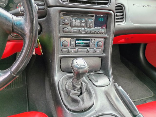Used 2001 Chevrolet Corvette Z06 w/ Memory Pkg RWD image 37