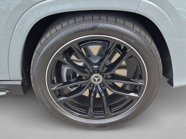 New 2027 Mercedes-Benz GLS 450 4MATIC image 9