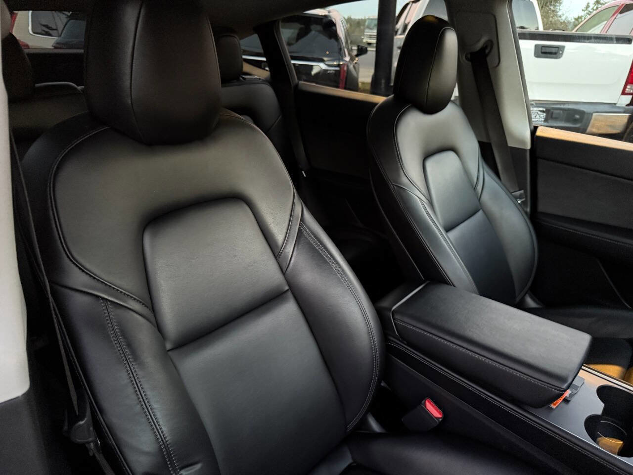 Used 2021 Tesla Model Y Long Range image 25