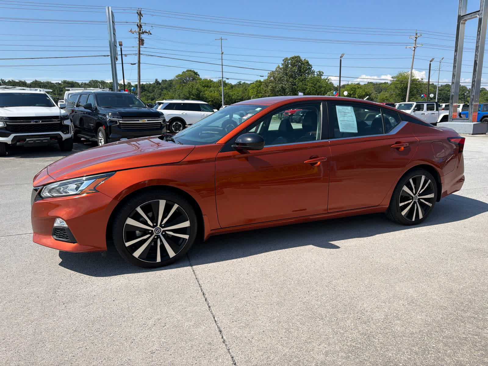 Used 2021 Nissan Altima 2.5 SR FWD image 2