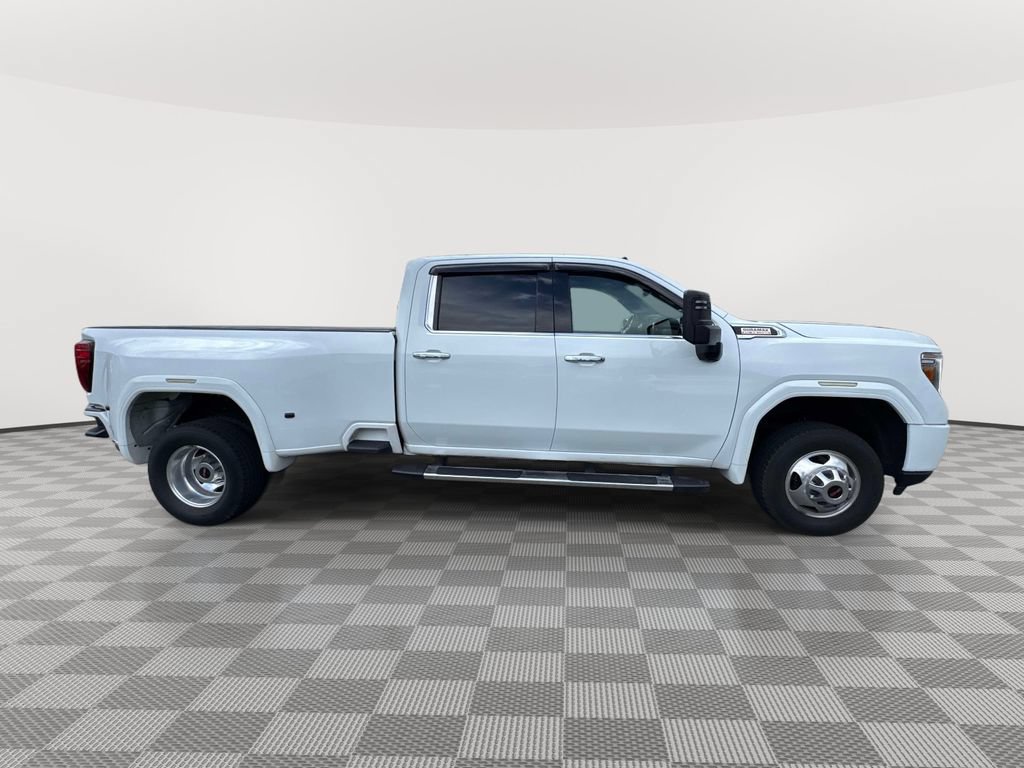 Used 2023 GMC Sierra 3500 Denali w/ Denali Ultimate Package AWD/4WD image 4