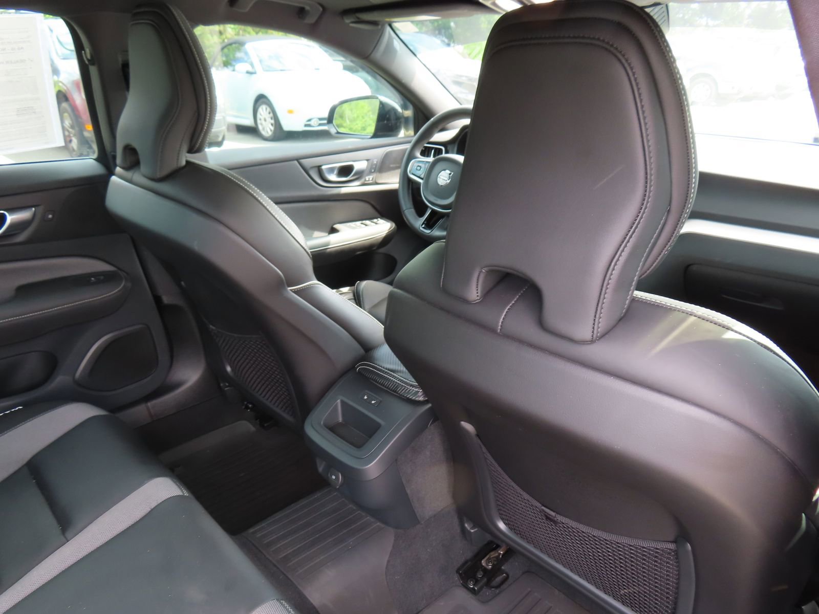 Used 2024 Volvo S60 B5 Plus w/ Climate Package AWD/4WD image 35