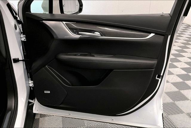 Used 2024 Cadillac XT5 Sportv w/ LPO, Floor Liner Package AWD/4WD image 20