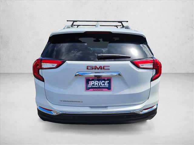 Used 2023 GMC Terrain SLT w/ Infotainment Package II FWD image 7