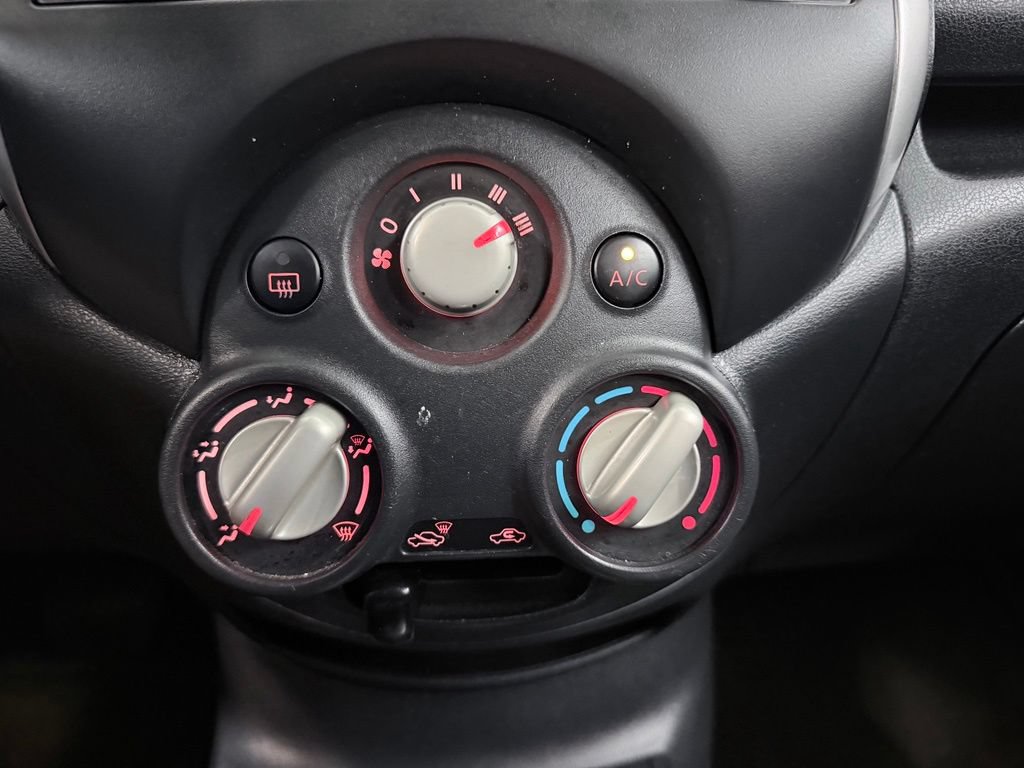 Used 2014 Nissan Versa Note SV FWD image 14