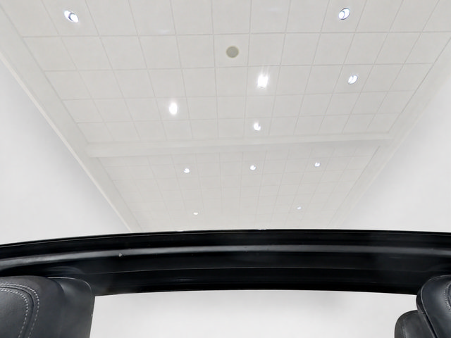 Used 2025 MAZDA MX-5 Miata RF Grand Touring RWD image 9