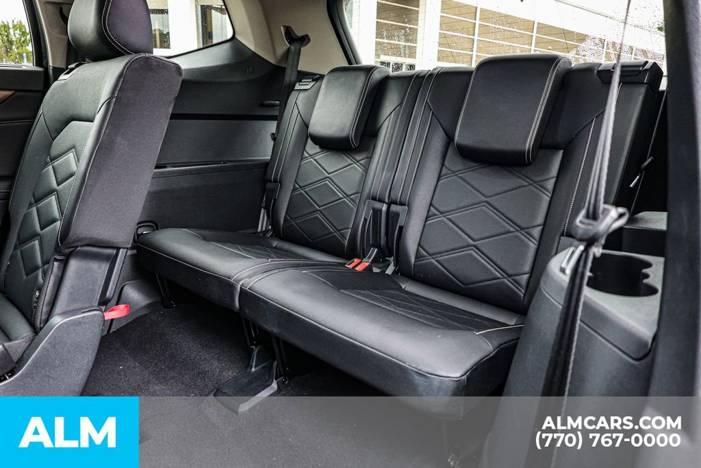 Used 2025 Volkswagen Atlas SE image 22