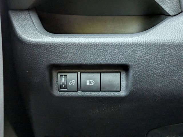 Used 2023 Toyota RAV4 XLE image 25