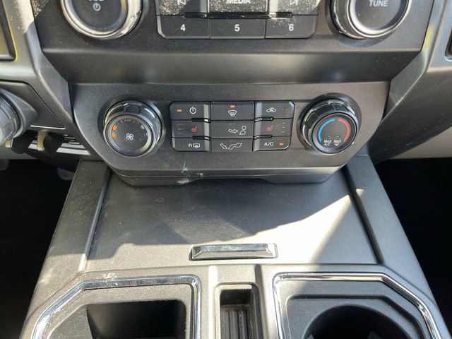 Used 2019 Ford F150 XLT w/ Equipment Group 302A Luxury AWD/4WD image 17