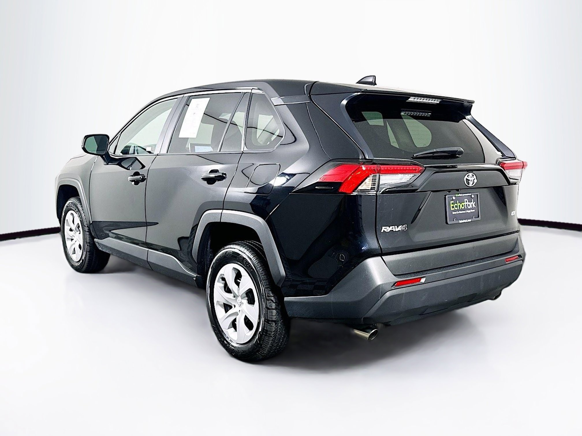 Used 2025 Toyota RAV4 LE image 5