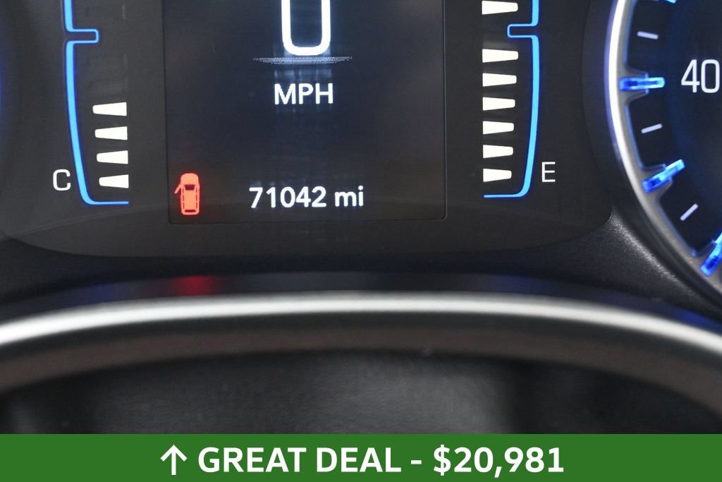 Used 2023 Chrysler Voyager LX FWD image 35
