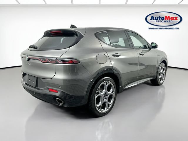 Used 2024 Alfa Romeo Tonale Ti AWD/4WD image 2