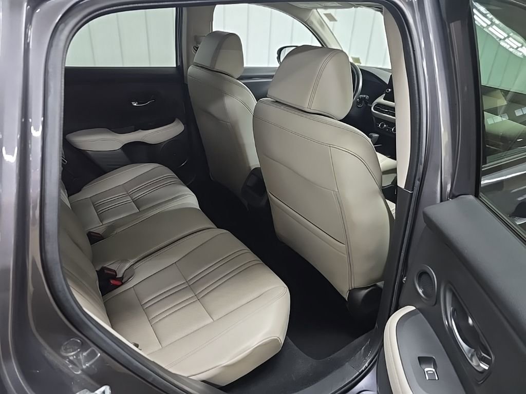 Used 2023 Honda HR-V EX-L image 18