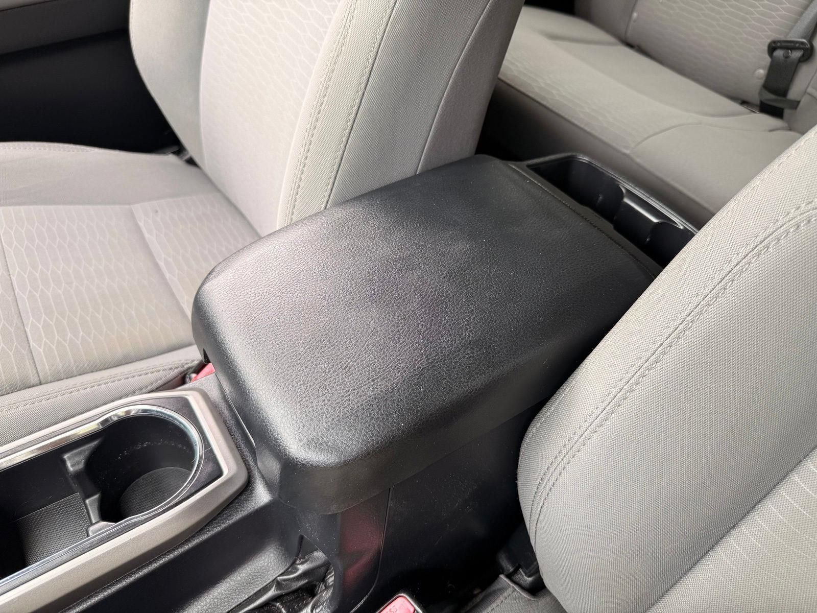 Used 2018 Toyota Tacoma SR5 RWD image 42