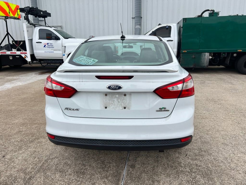 Used 2013 Ford Focus SE w/ Super Fuel Economy (SFE) Pkg FWD image 6