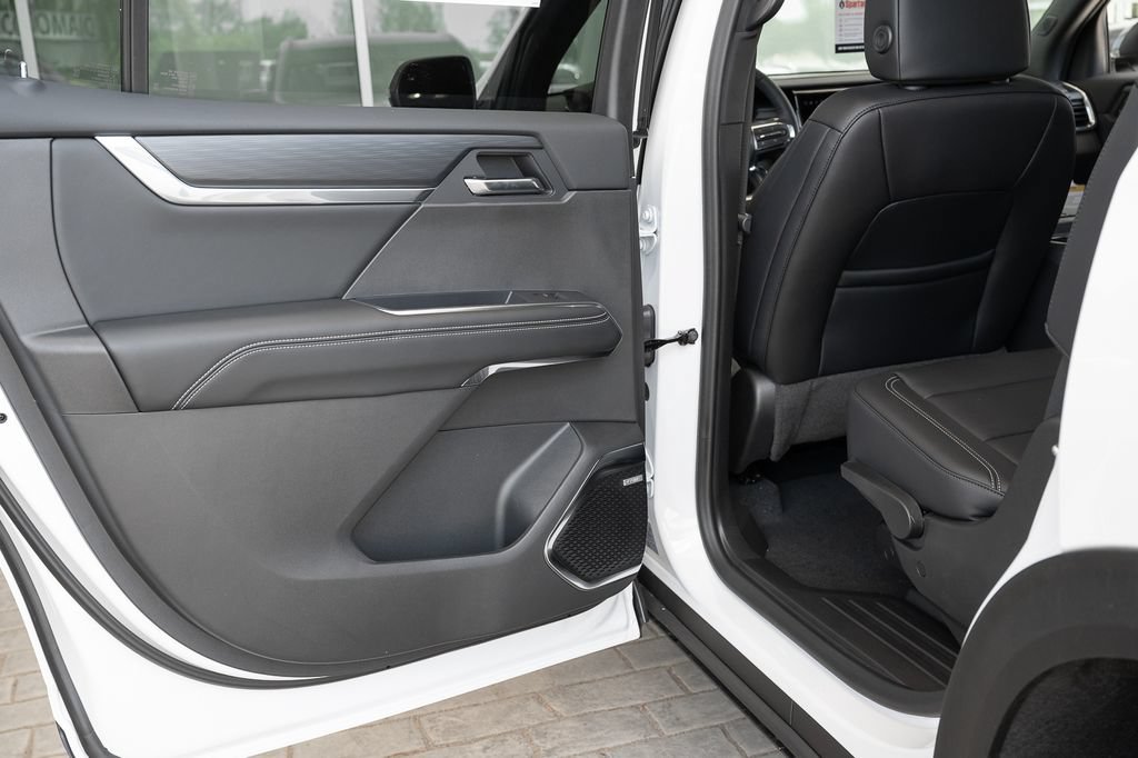 New 2026 GMC Acadia Elevation w/ Black Edition FWD image 36