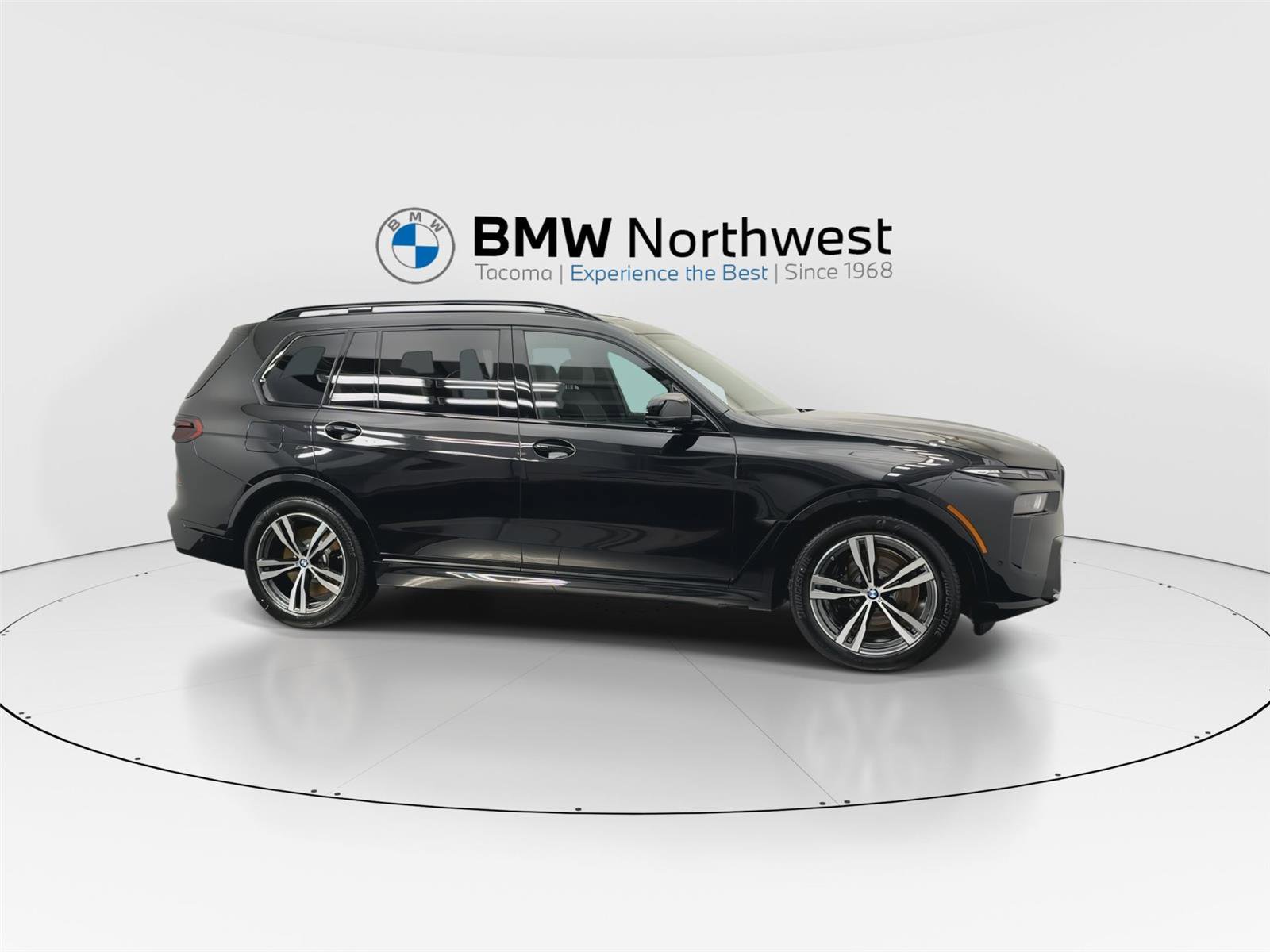 New 2026 BMW X7 M60i image 5