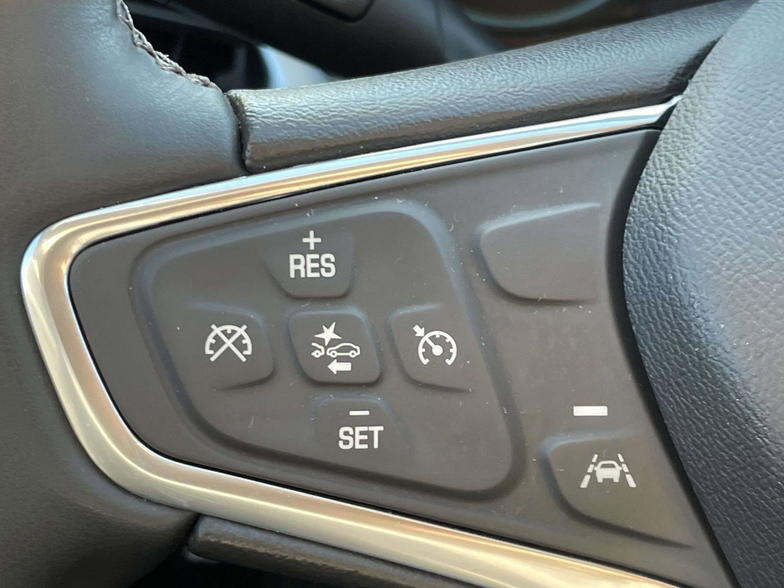 Used 2023 Chevrolet Malibu RS image 14