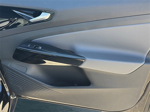 Used 2022 Volkswagen ID.4 Pro image 10