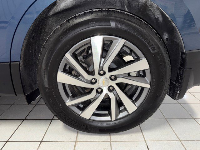 Used 2024 Chevrolet Equinox Premier image 11