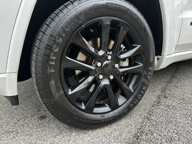 Used 2021 Jeep Grand Cherokee Laredo X image 9