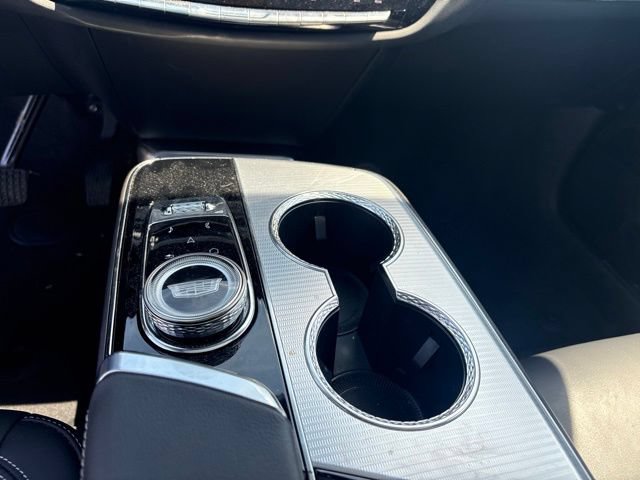 Certified 2024 Cadillac Lyriq Tech AWD/4WD image 8
