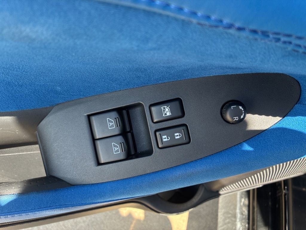 Used 2024 Nissan Z Performance w/ Floor Mat Package RWD image 7