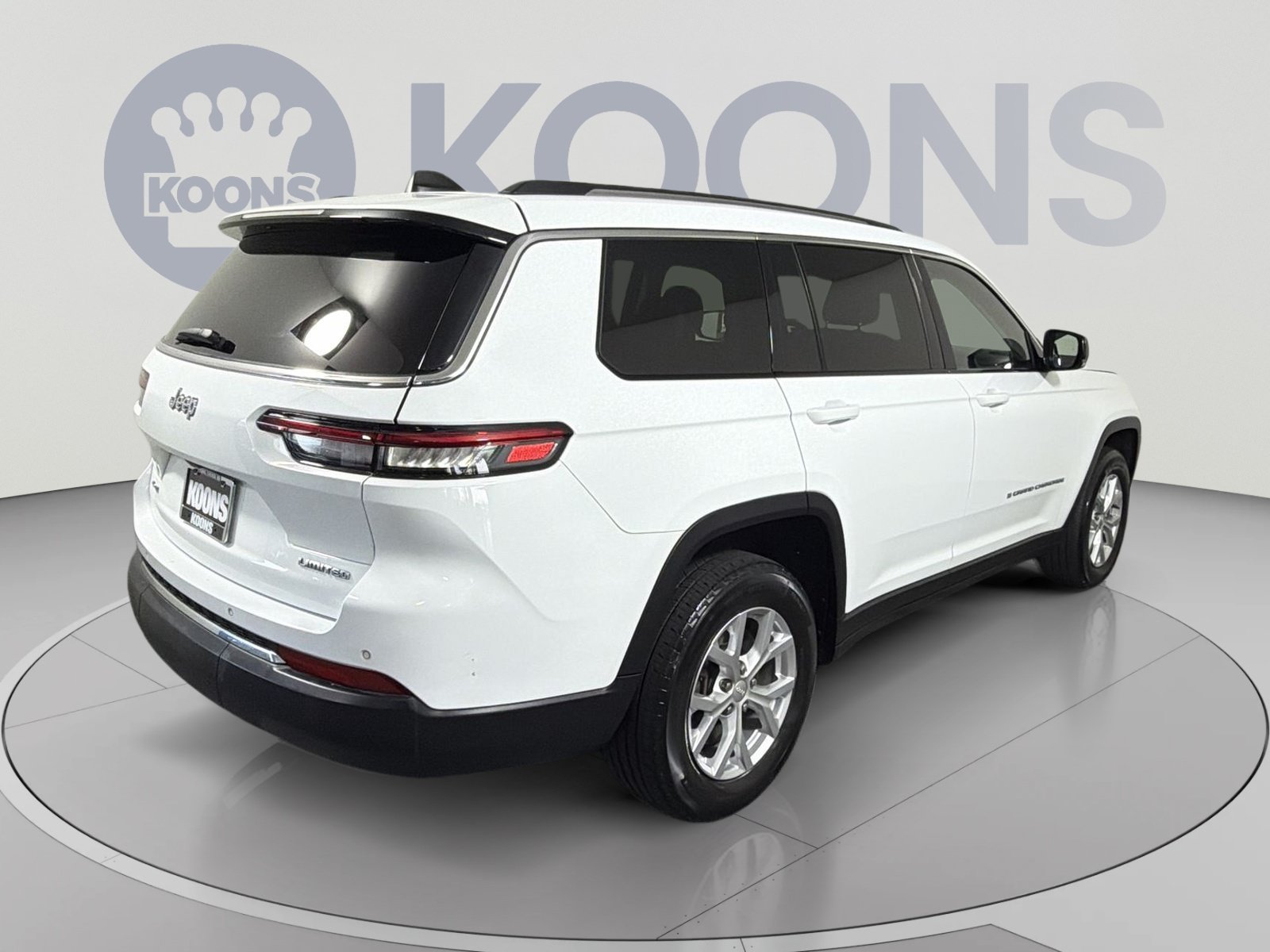 Used 2023 Jeep Grand Cherokee L Limited w/ Trailer Tow Group (B) AWD/4WD image 7