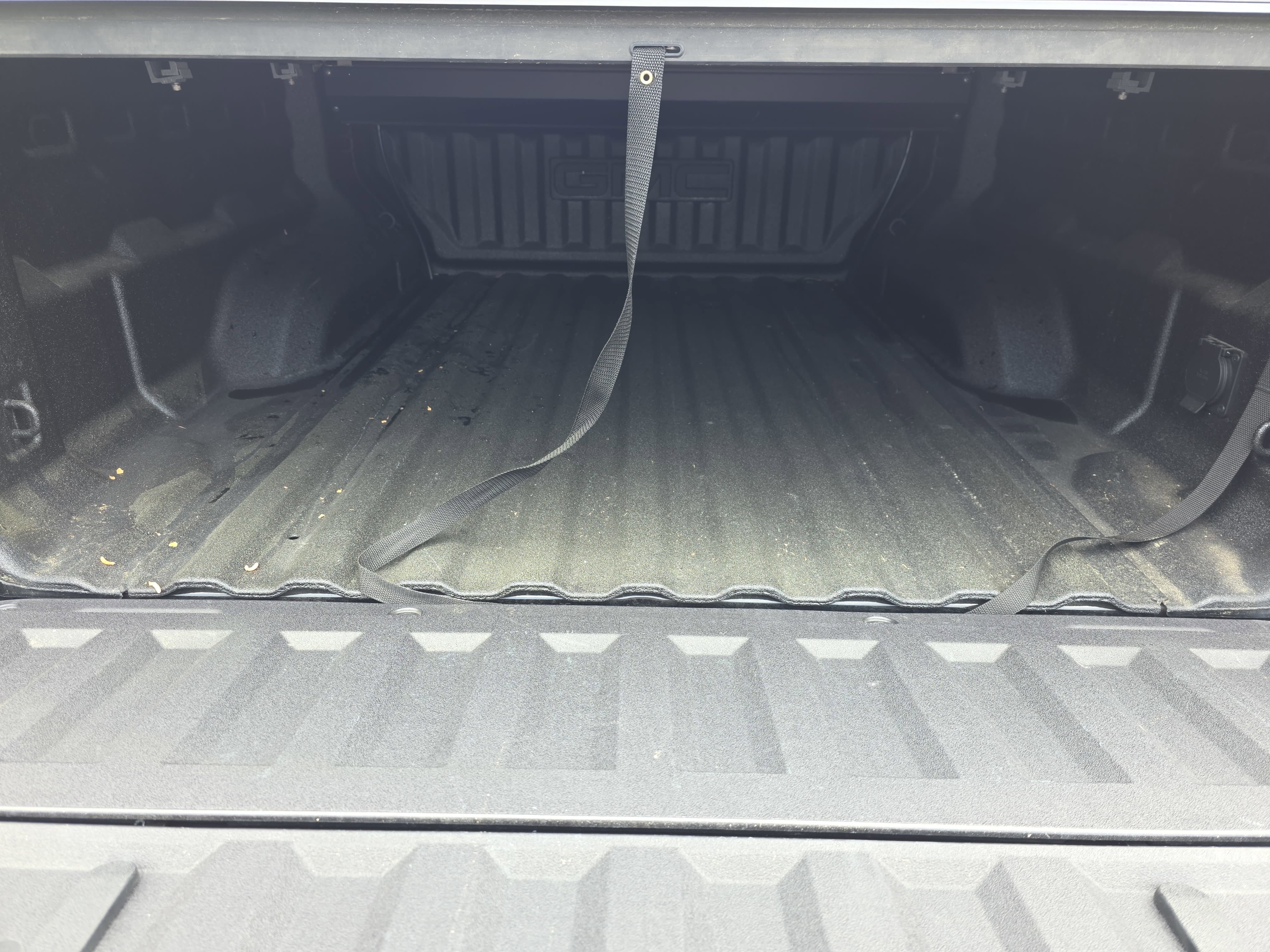 Used 2025 GMC Canyon Denali w/ LPO, Denali Black Edition AWD/4WD image 10