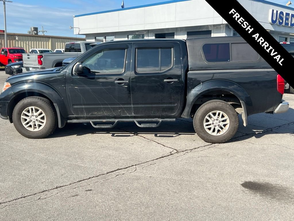 Used 2017 Nissan Frontier SV w/ SV Value Truck Package AWD/4WD image 4