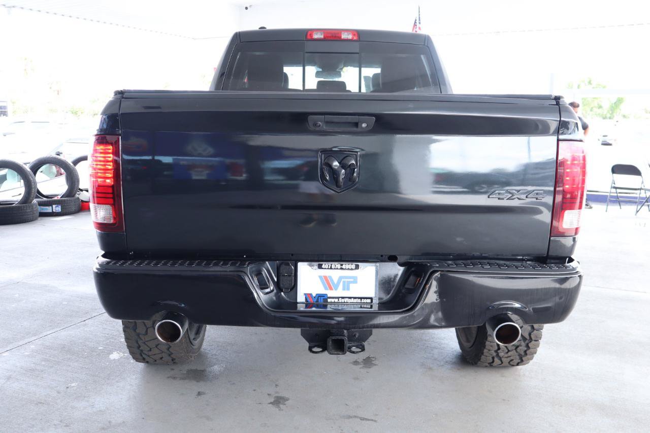 Used 2016 RAM 1500 Sport w/ Black Ram 1500 Sport Group AWD/4WD image 9