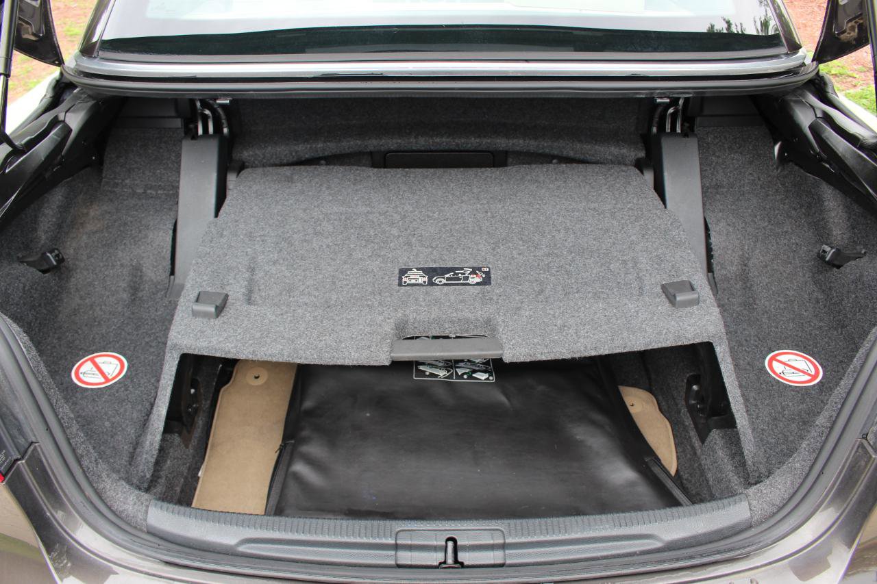 Used 2015 Volkswagen Eos Komfort FWD image 45