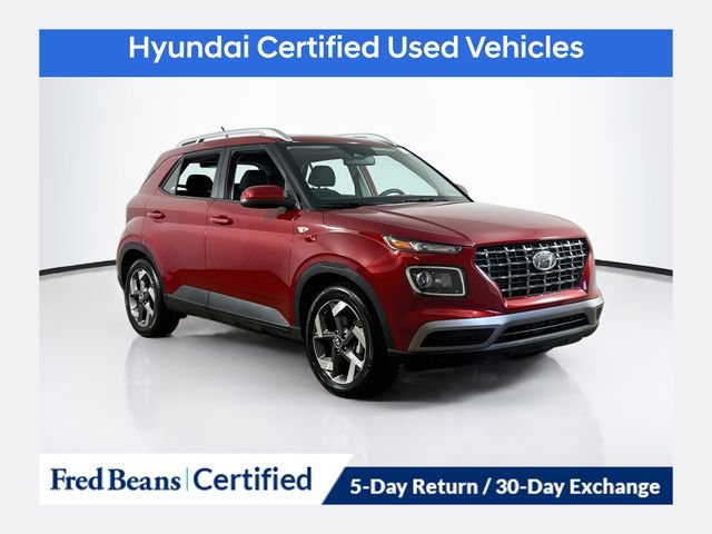 Certified 2025 Hyundai Venue SEL FWD image 1