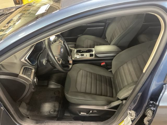 Used 2019 Ford Fusion SE AWD/4WD image 20