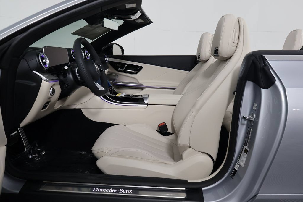 New 2027 Mercedes-Benz CLE 450 4MATIC Cabriolet image 6