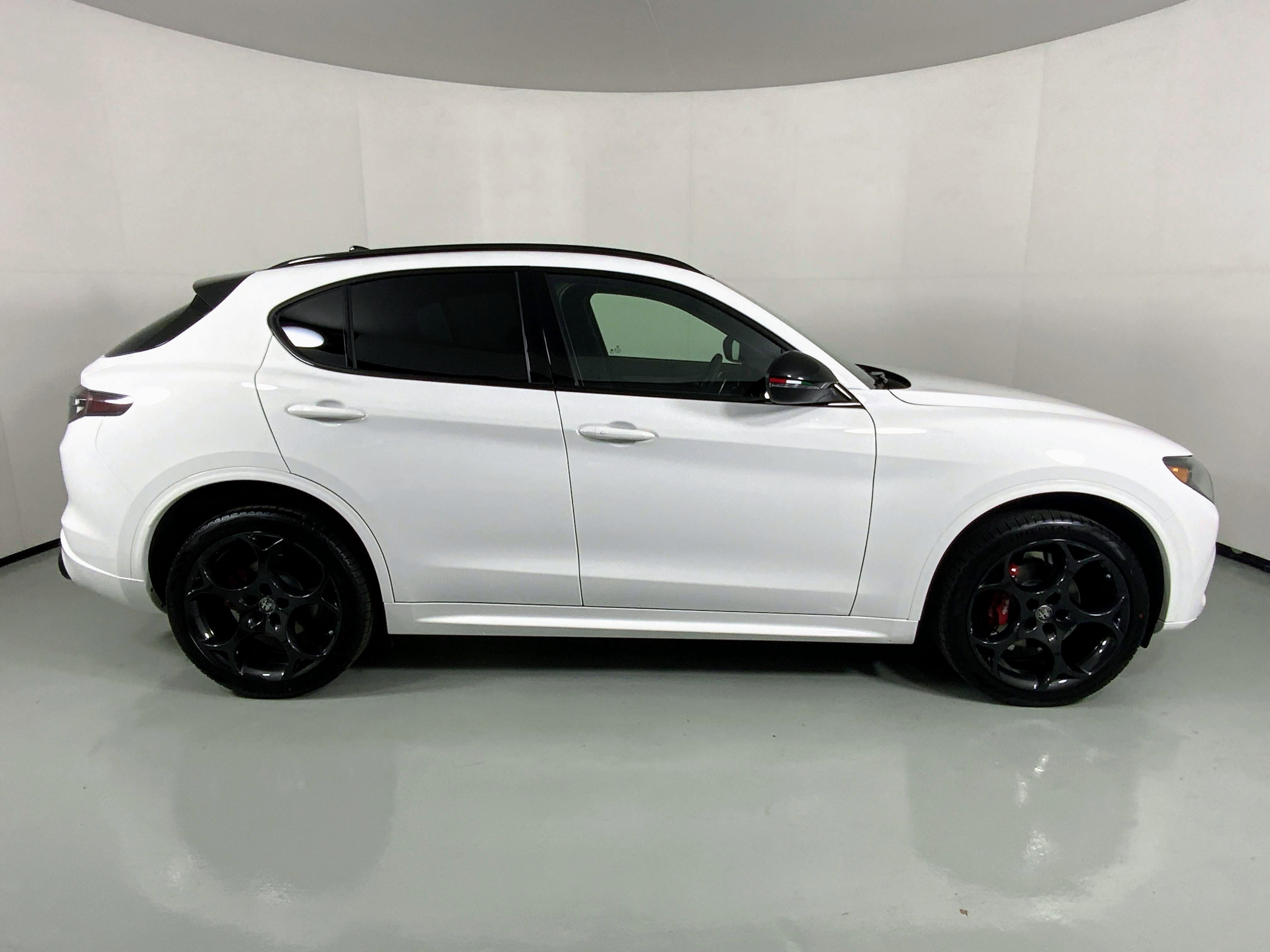 New 2025 Alfa Romeo Stelvio Tributo Italiano w/ Active Assist Plus Package image 3