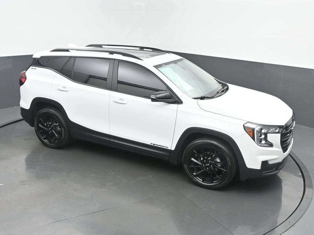 Used 2024 GMC Terrain SLE w/ Driver Convenience Package FWD image 42
