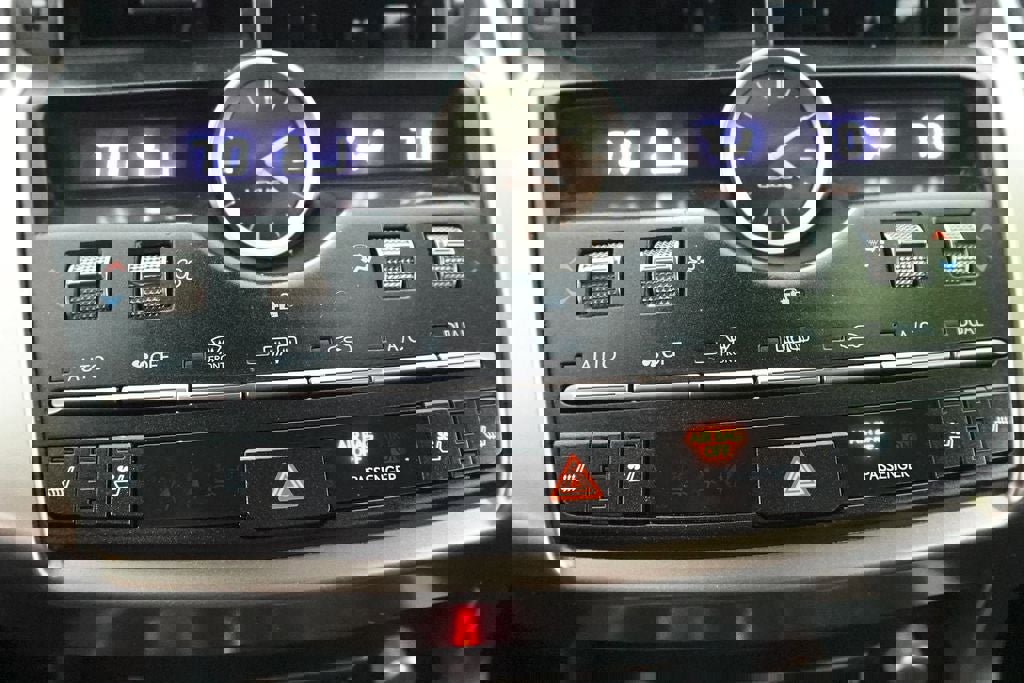 Used 2020 Lexus NX 300h 300h w/ Premium Package image 20