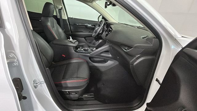 Used 2023 Buick Envision Essence w/ Sport Touring Package AWD/4WD image 31