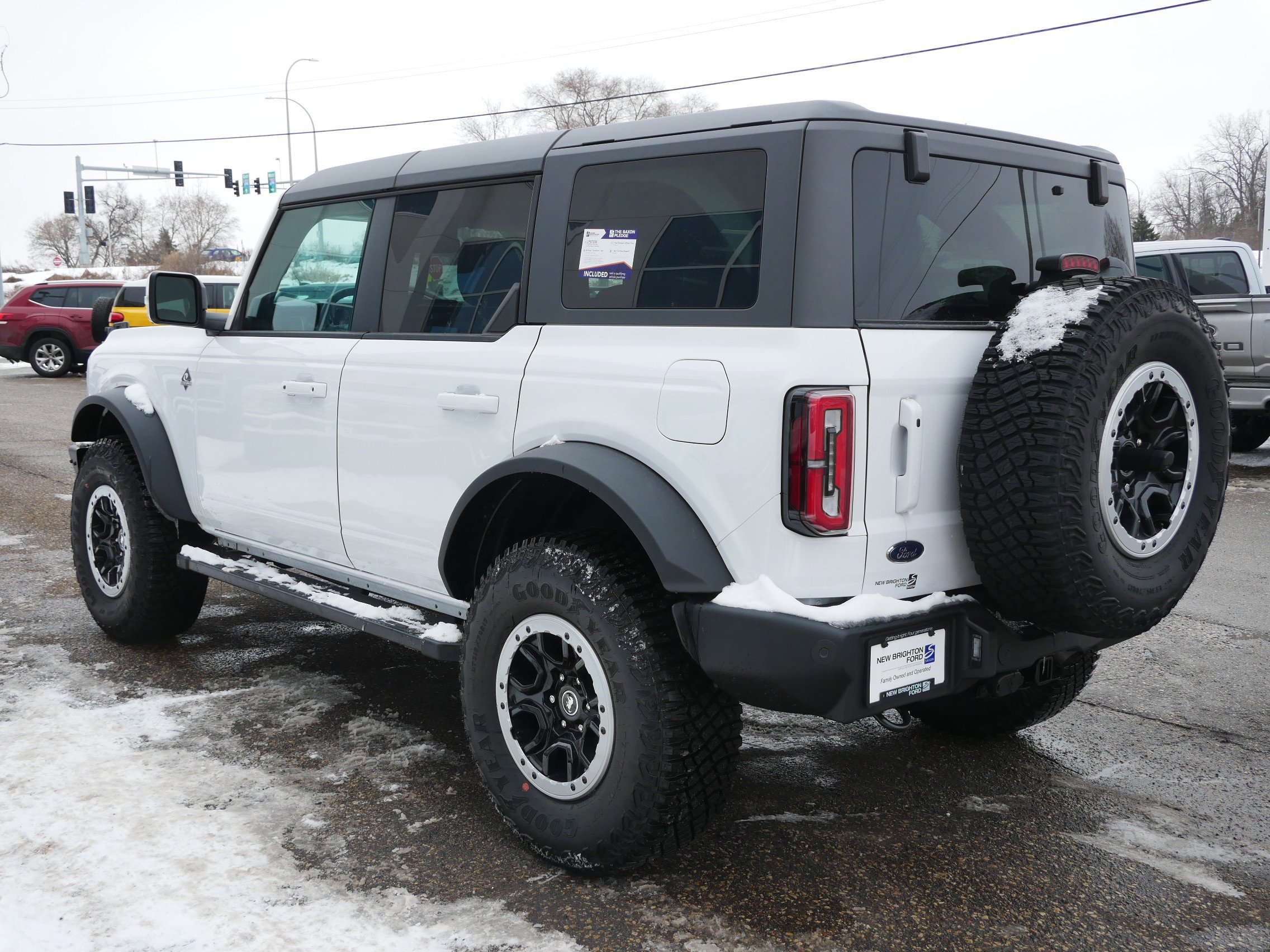 New 2024 Ford Bronco Outer Banks w/ Sasquatch Package video 2