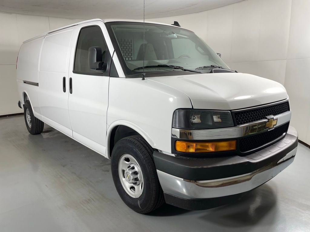 New 2025 Chevrolet Express 3500 Extended w/ Driver Convenience Package image 2