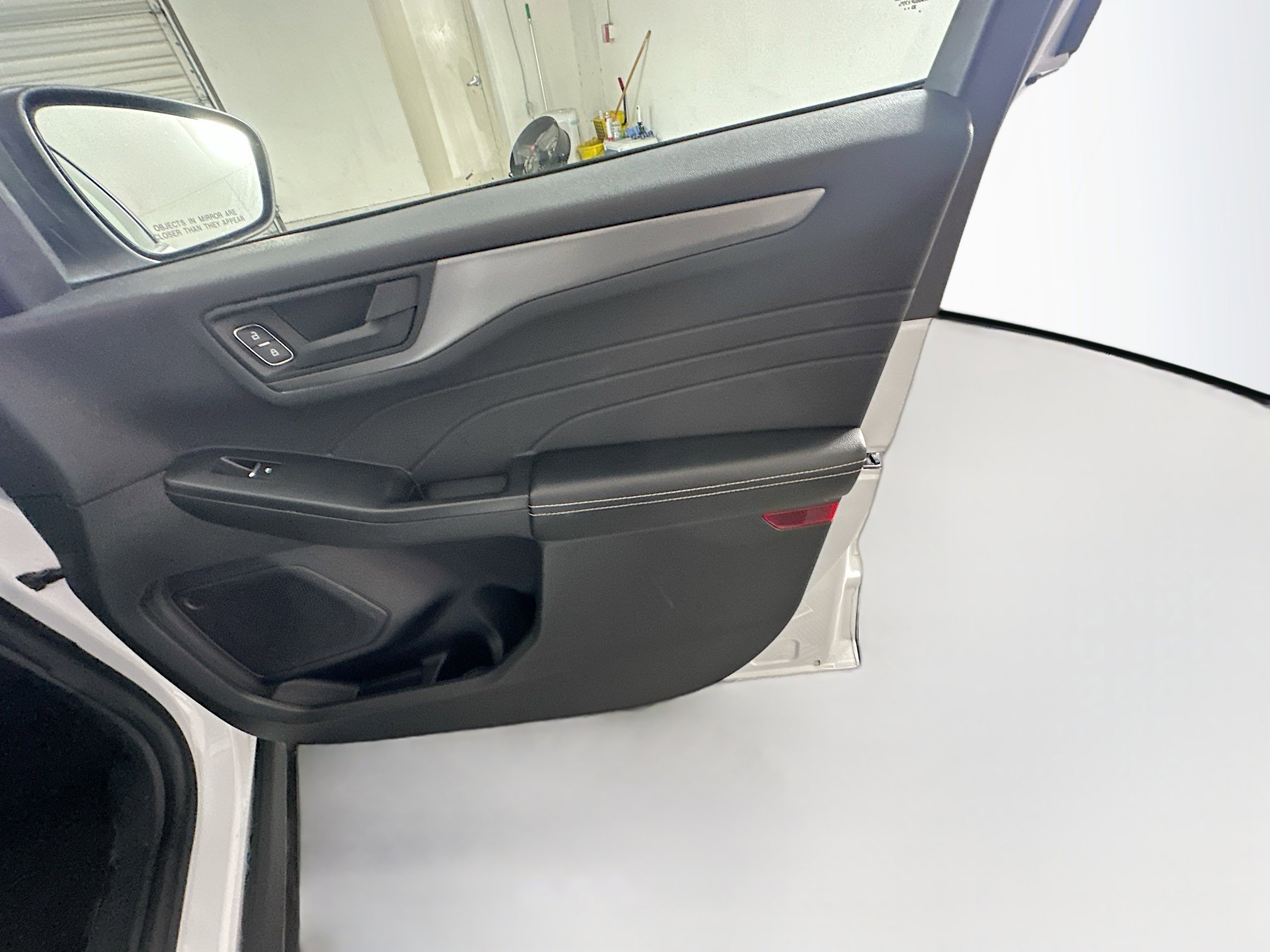 Used 2024 Ford Escape Active image 31