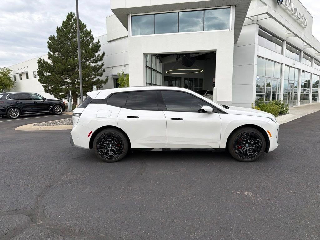 Used 2026 BMW iX xDrive60 w/ M Sport Package AWD/4WD image 6