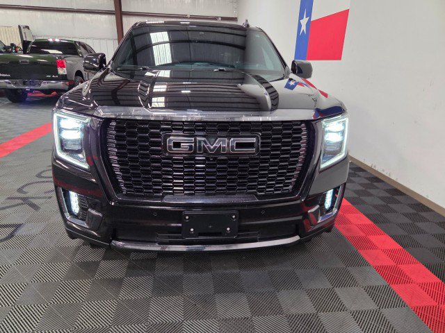 Used 2023 GMC Yukon XL Denali Ultimate AWD/4WD image 21
