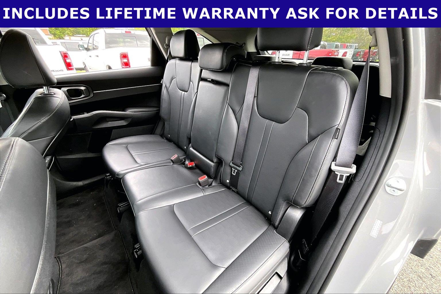 Used 2025 Kia Sorento S FWD image 21