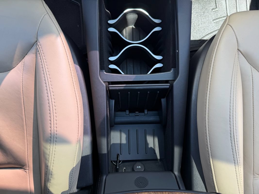 Used 2016 Tesla Model S 90D AWD/4WD image 32
