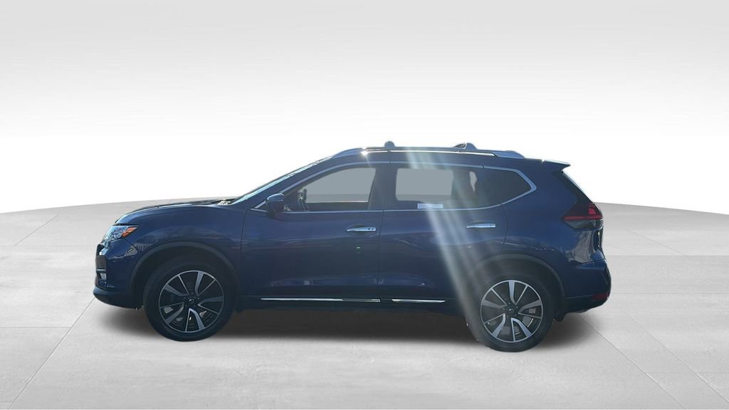 Used 2018 Nissan Rogue SL w/ Premium Package image 4