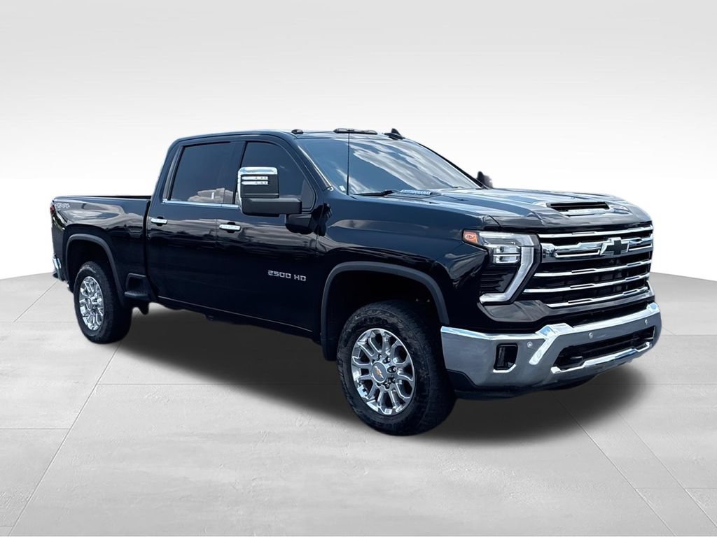 Used 2024 Chevrolet Silverado 2500 LTZ w/ LTZ Plus Package AWD/4WD image 2